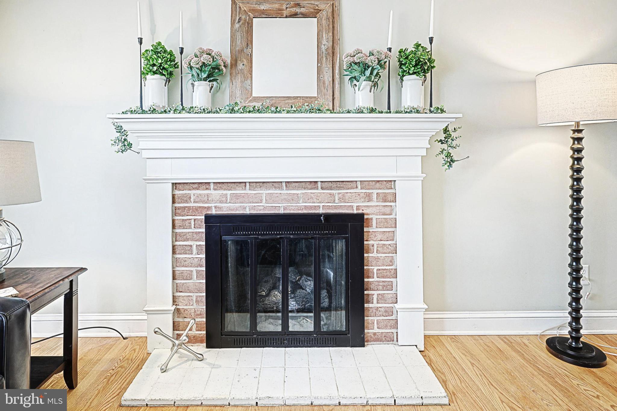 HAINES ACRES/EAST YORK - Residential