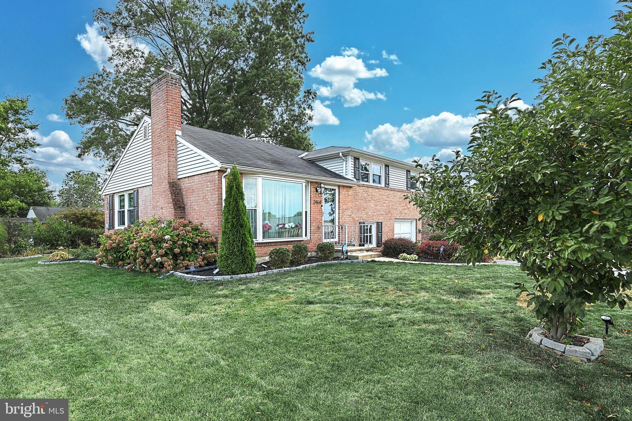 HAINES ACRES/EAST YORK - Residential