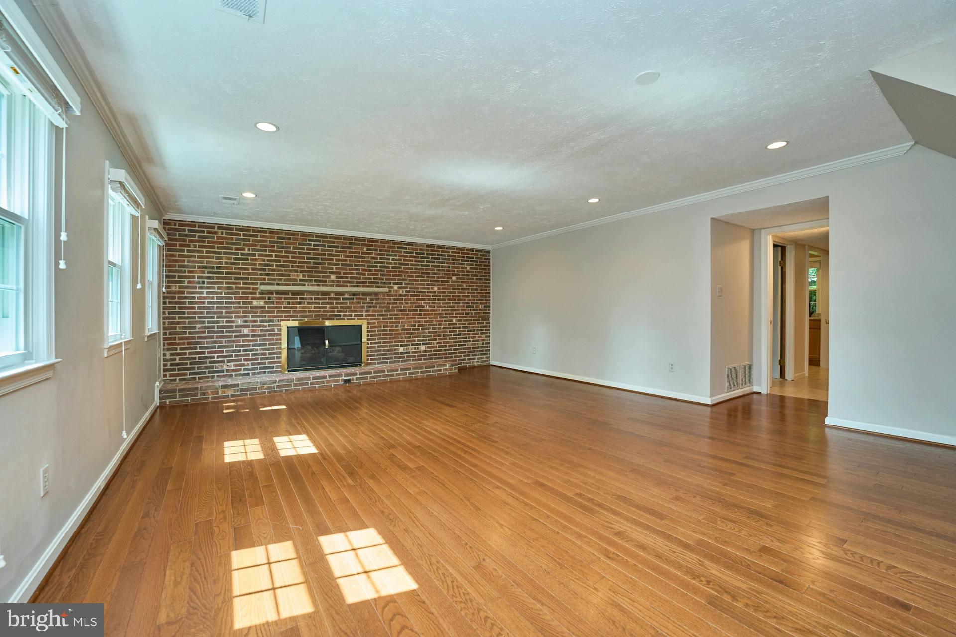 TYSONS VALLEY - Residential