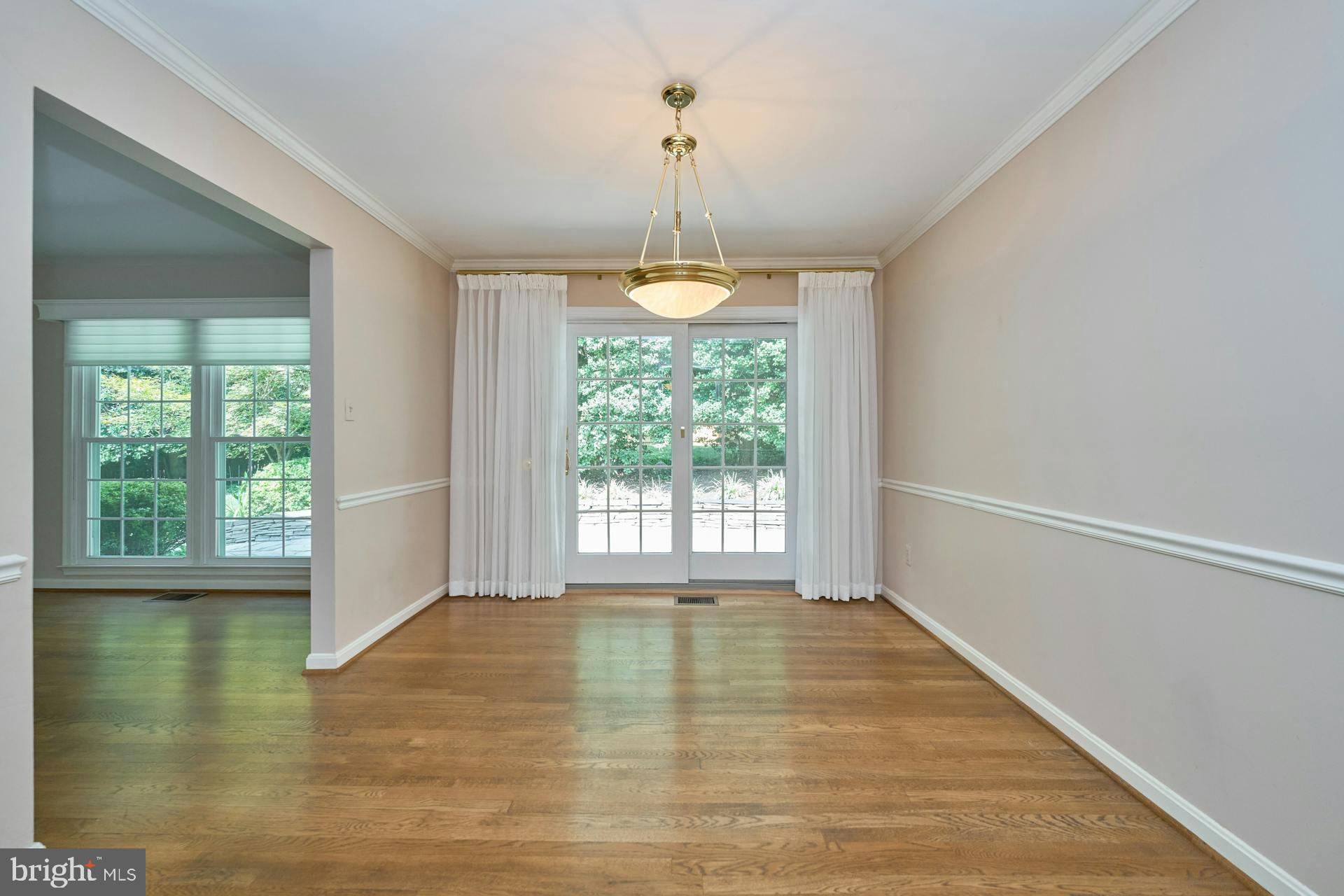 TYSONS VALLEY - Residential