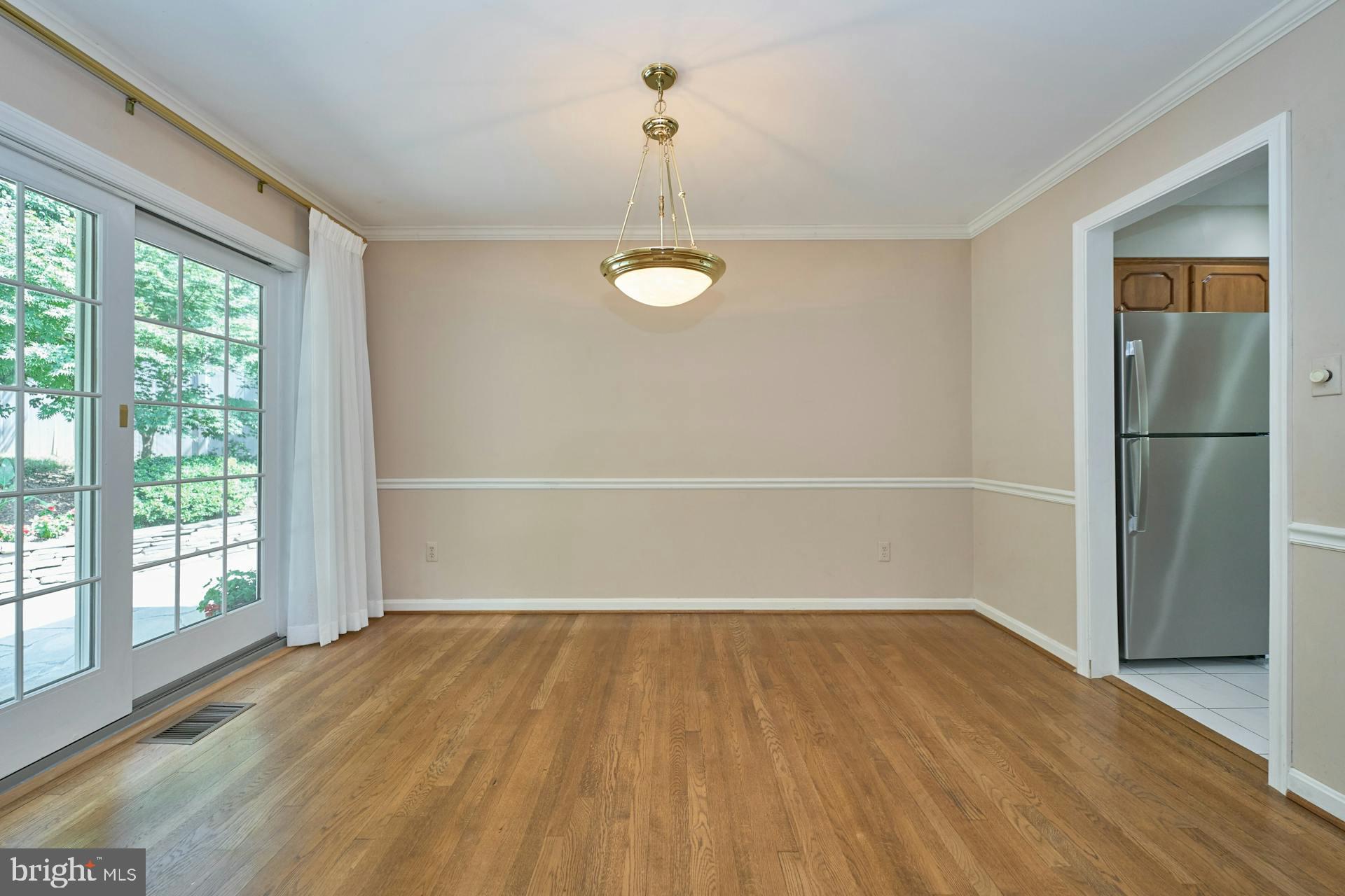 TYSONS VALLEY - Residential