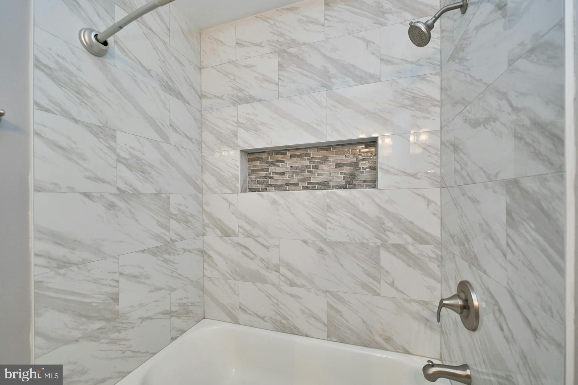 TYSONS VALLEY - Residential