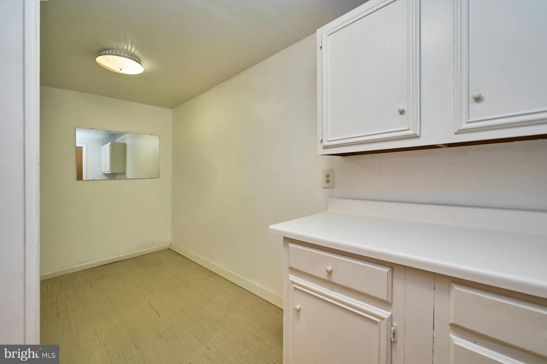 TYSONS VALLEY - Residential