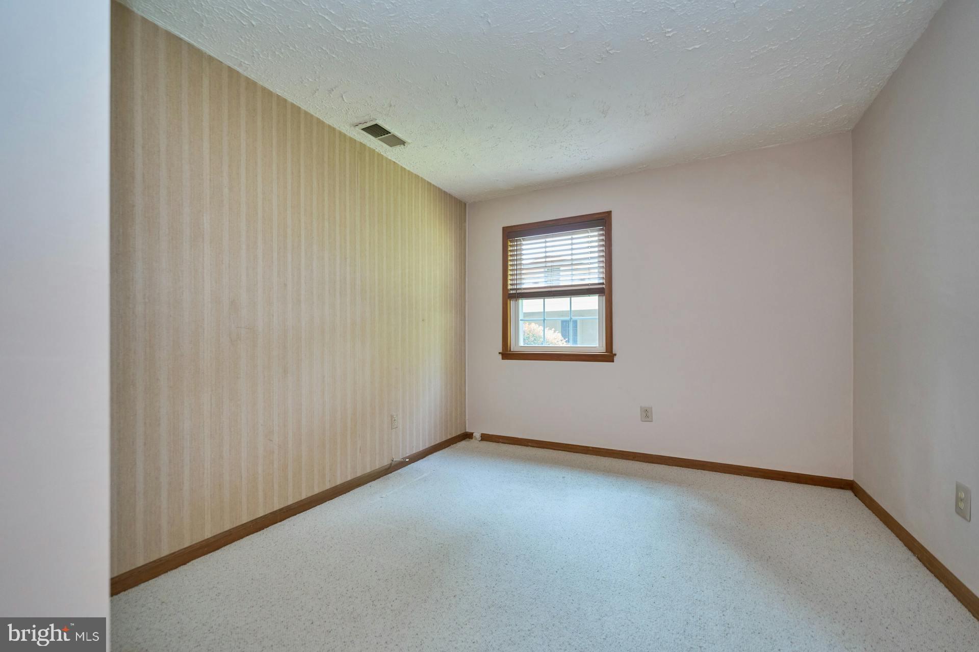 TYSONS VALLEY - Residential