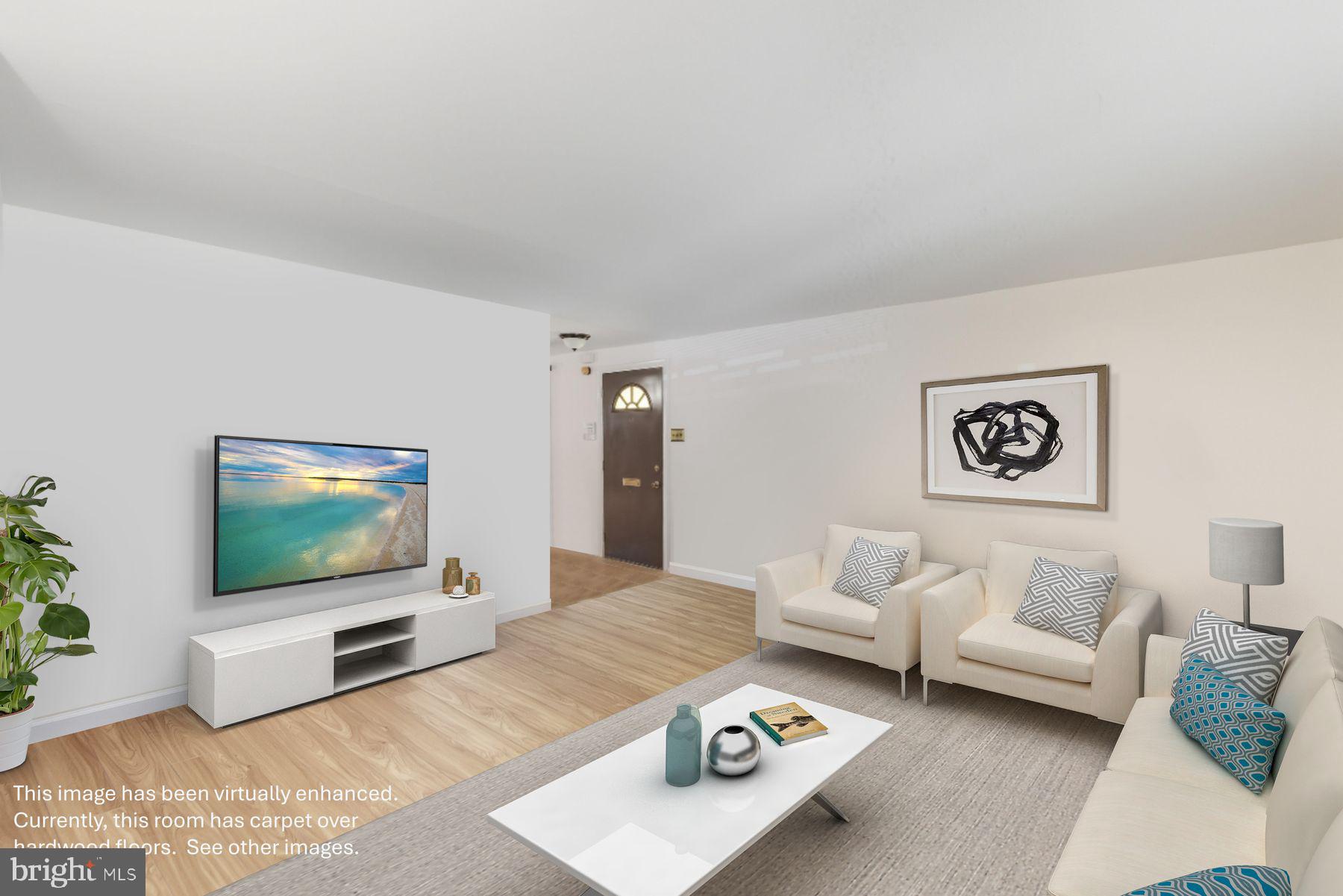 ROXBOROUGH - Residential