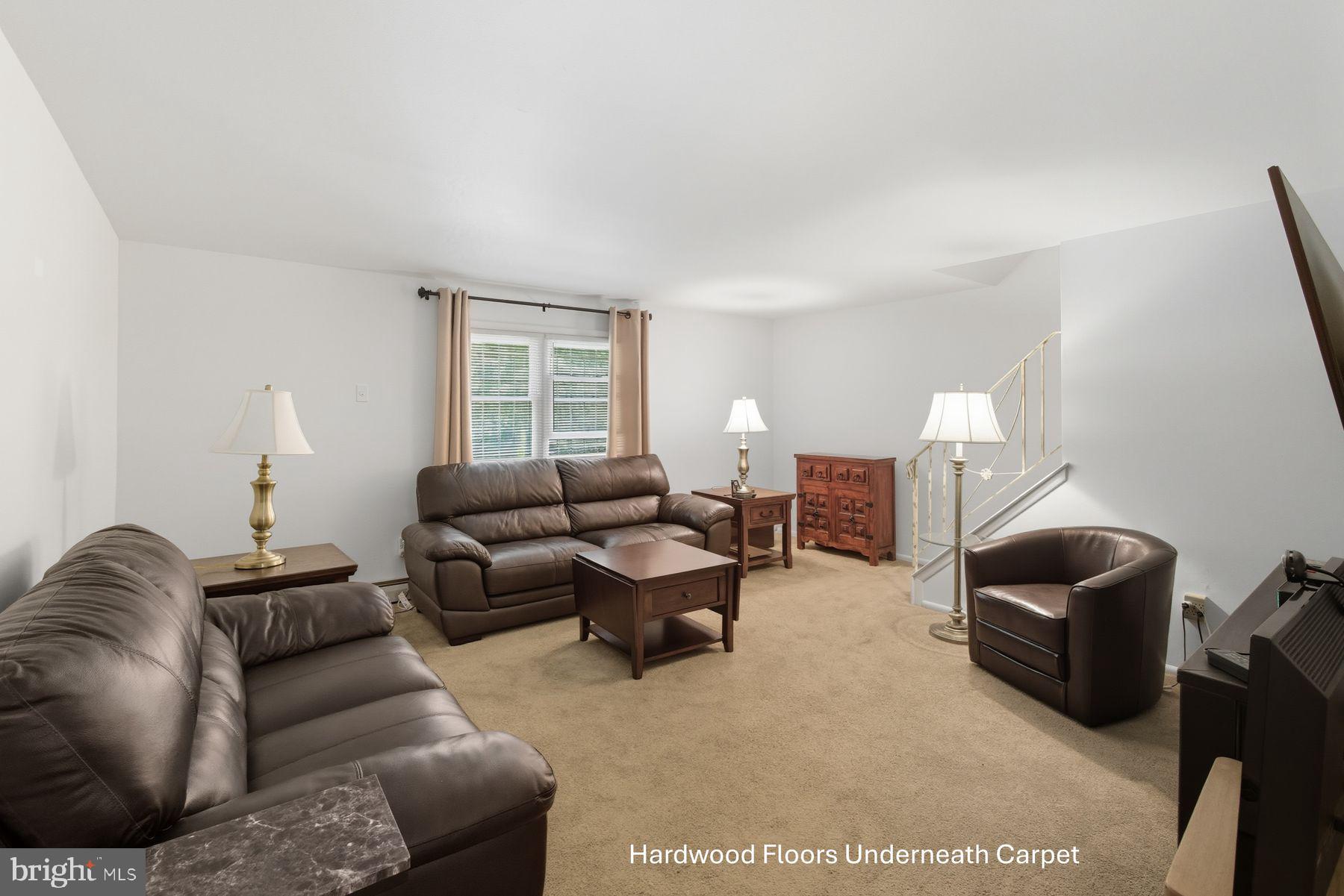 ROXBOROUGH - Residential