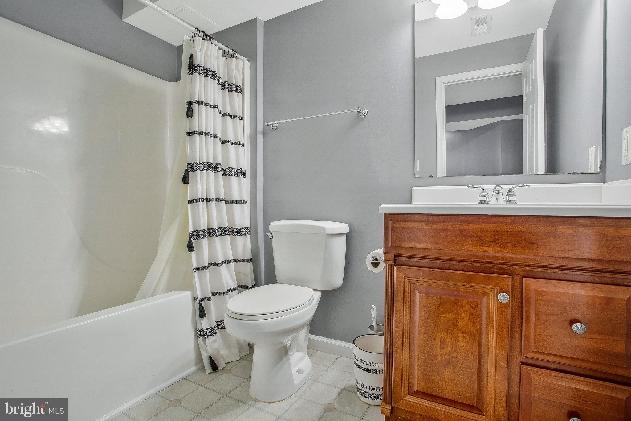 VILLAGES AT LEONARDTOWN - Residential