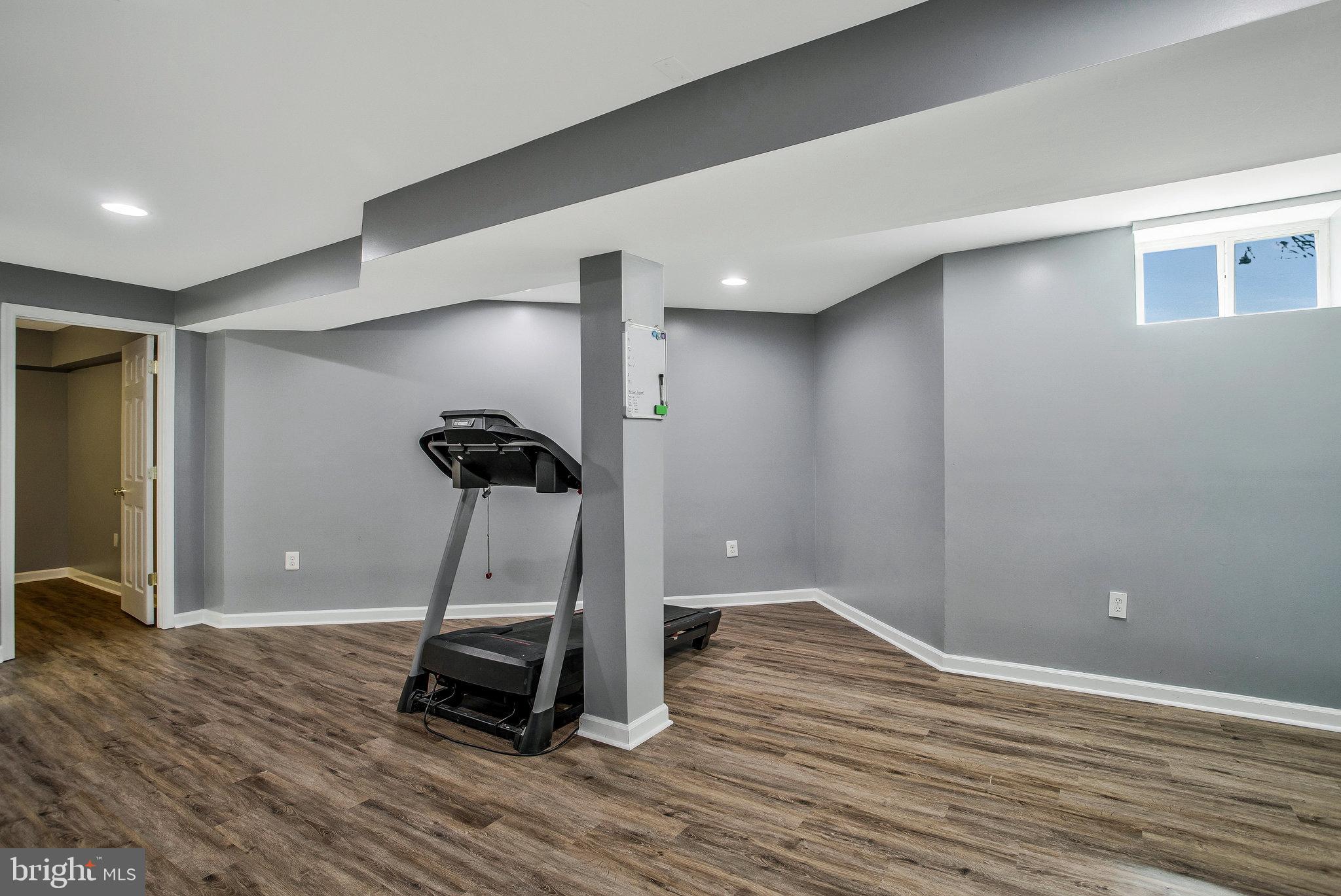 VILLAGES AT LEONARDTOWN - Residential