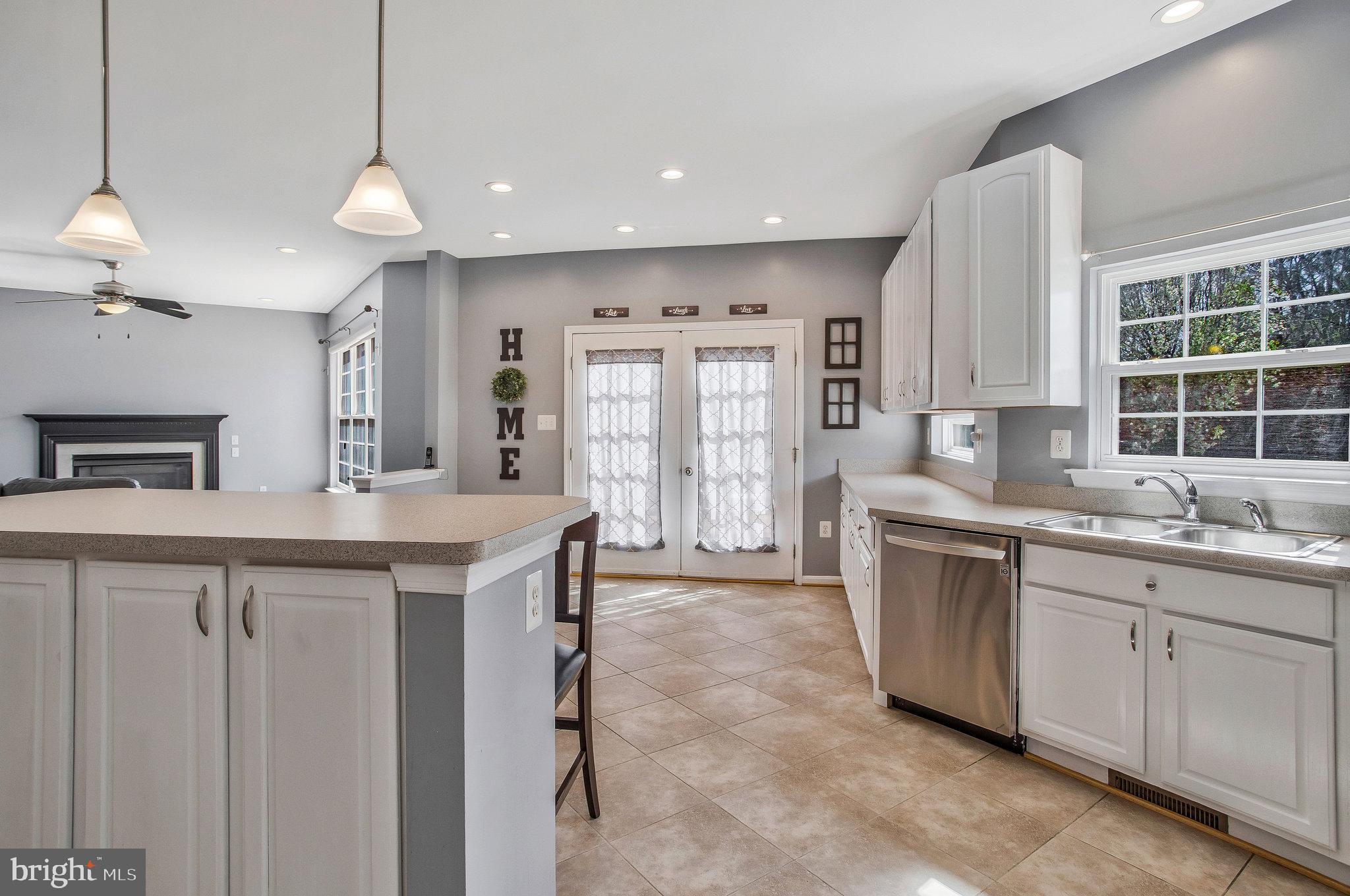 VILLAGES AT LEONARDTOWN - Residential