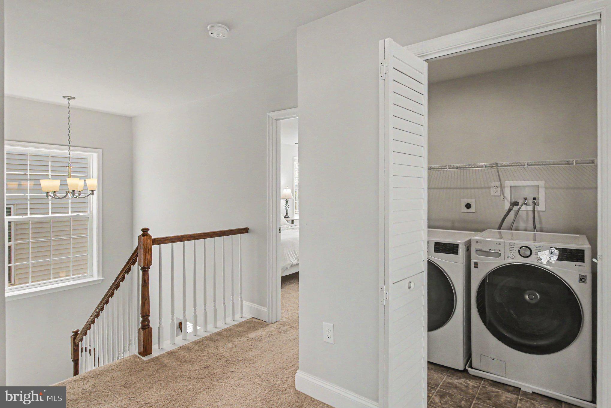 WASHINGTON SQUARE - Residential