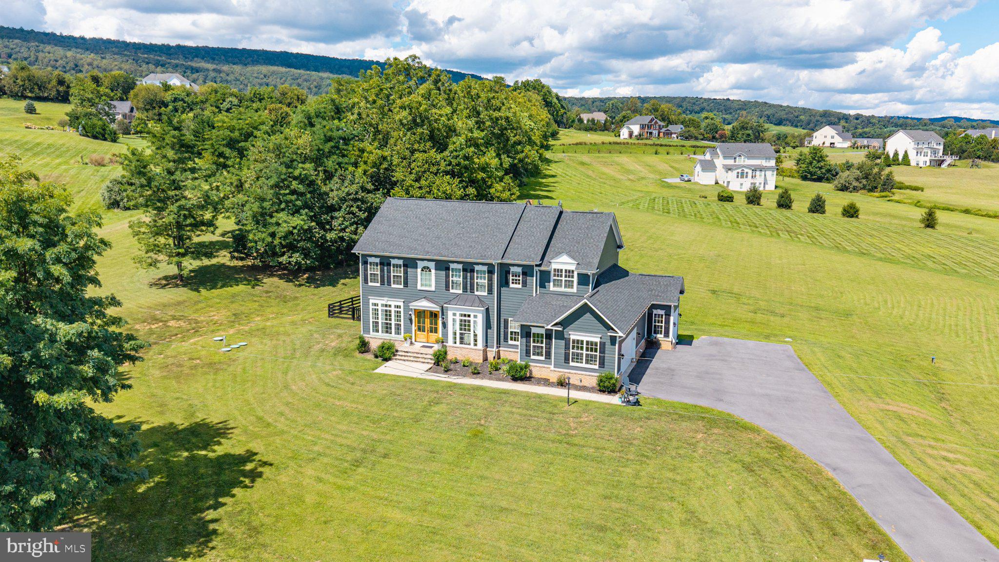 HIGHLANDS - Residential