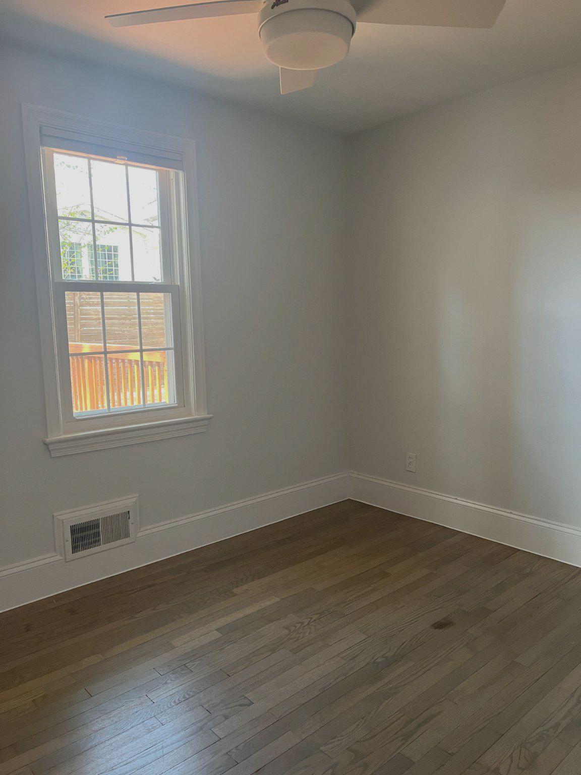 OAK KNOLL - Residential