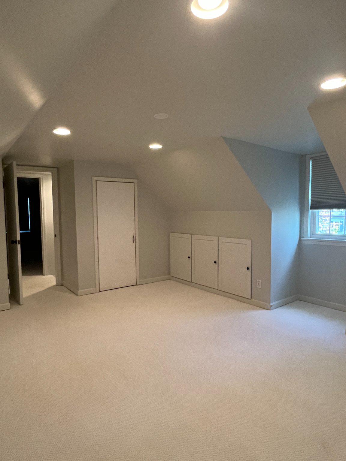 OAK KNOLL - Residential