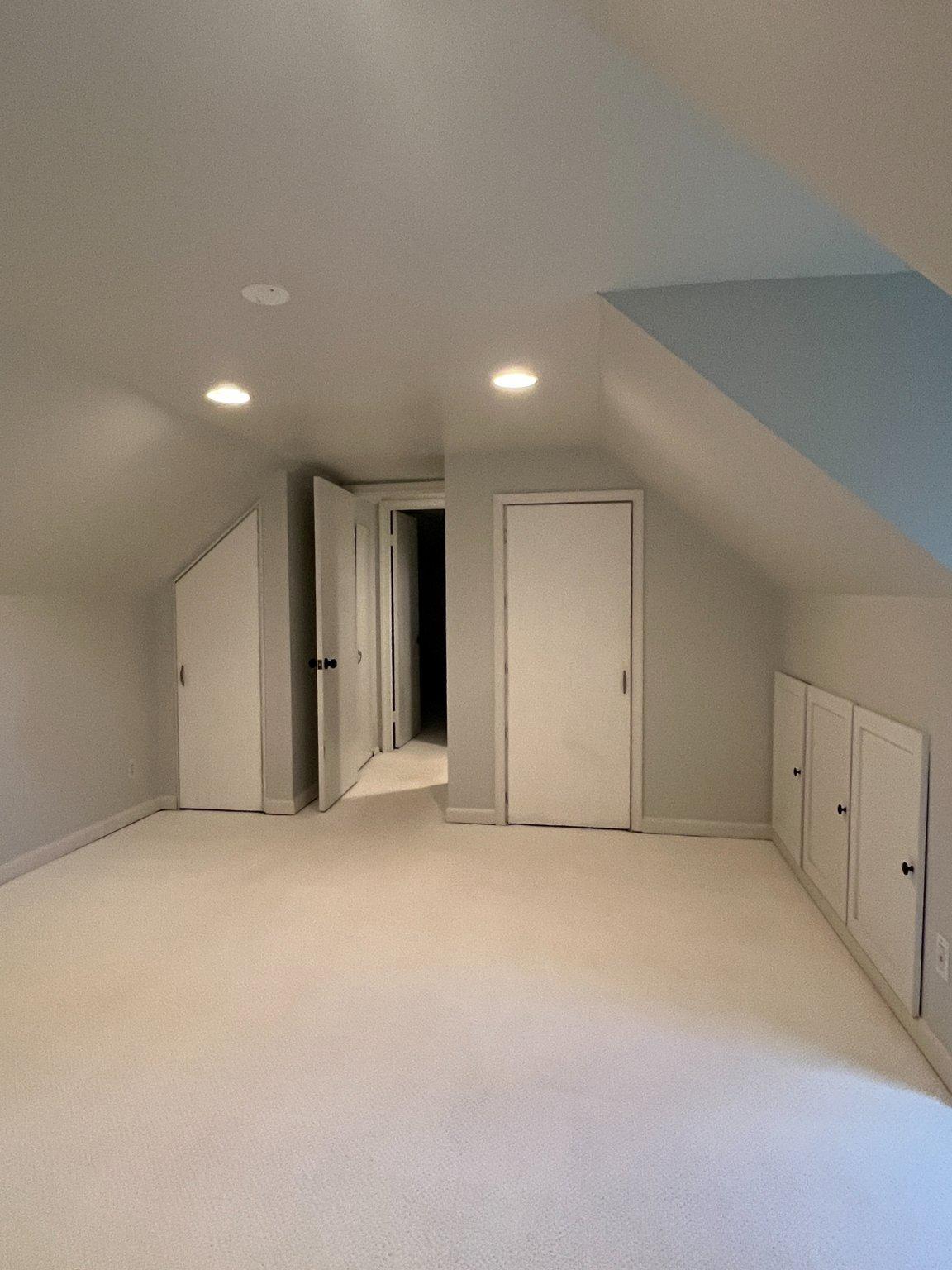 OAK KNOLL - Residential