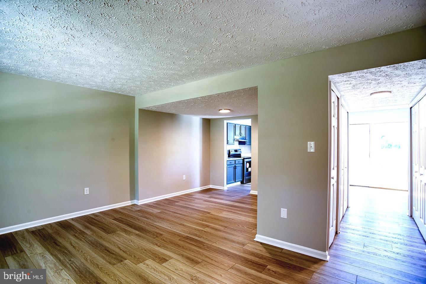 OAKWOOD - Residential Lease