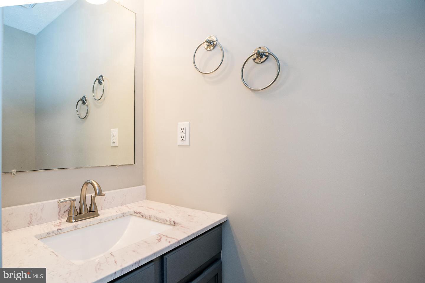 OAKWOOD - Residential Lease