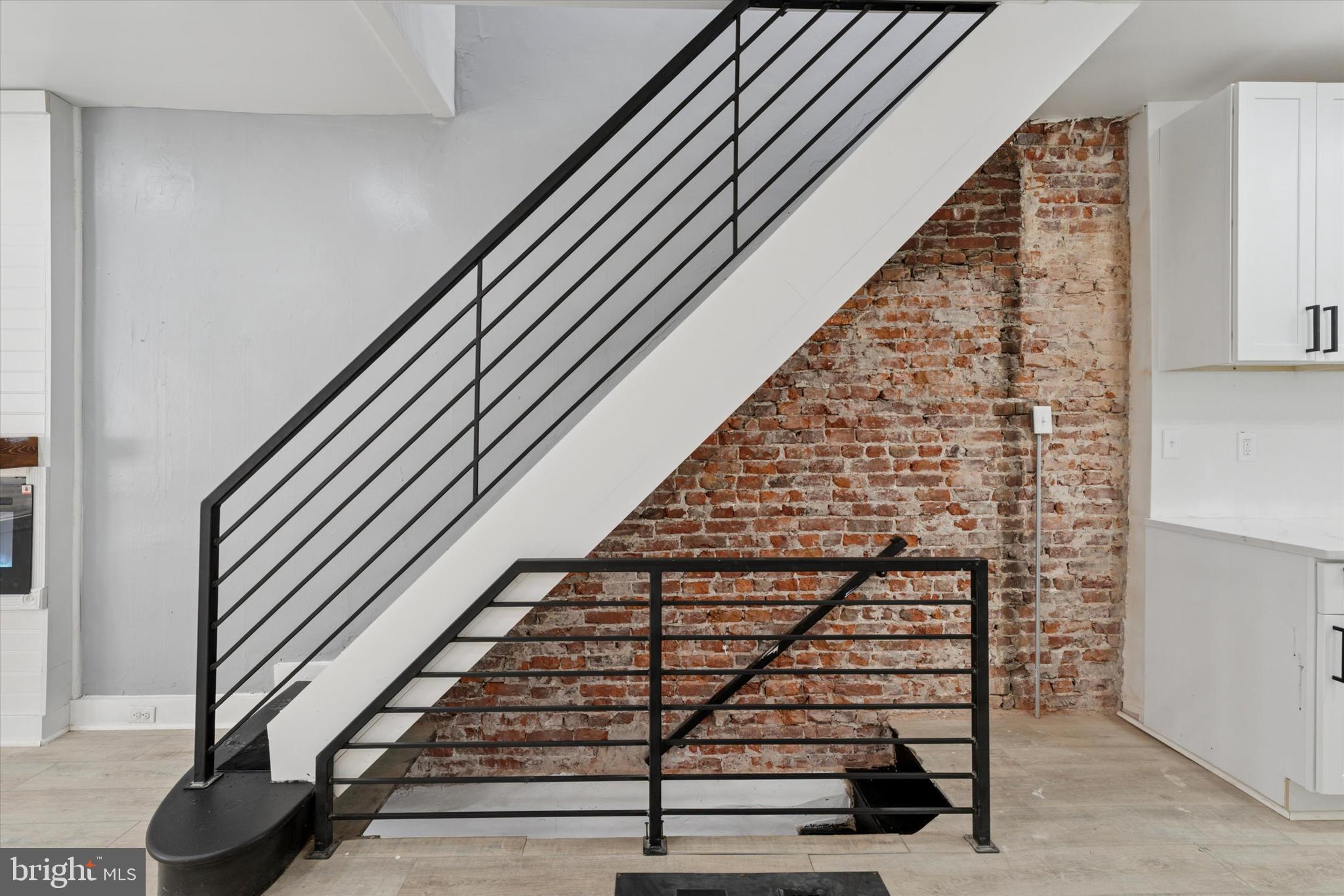 POINT BREEZE - Residential