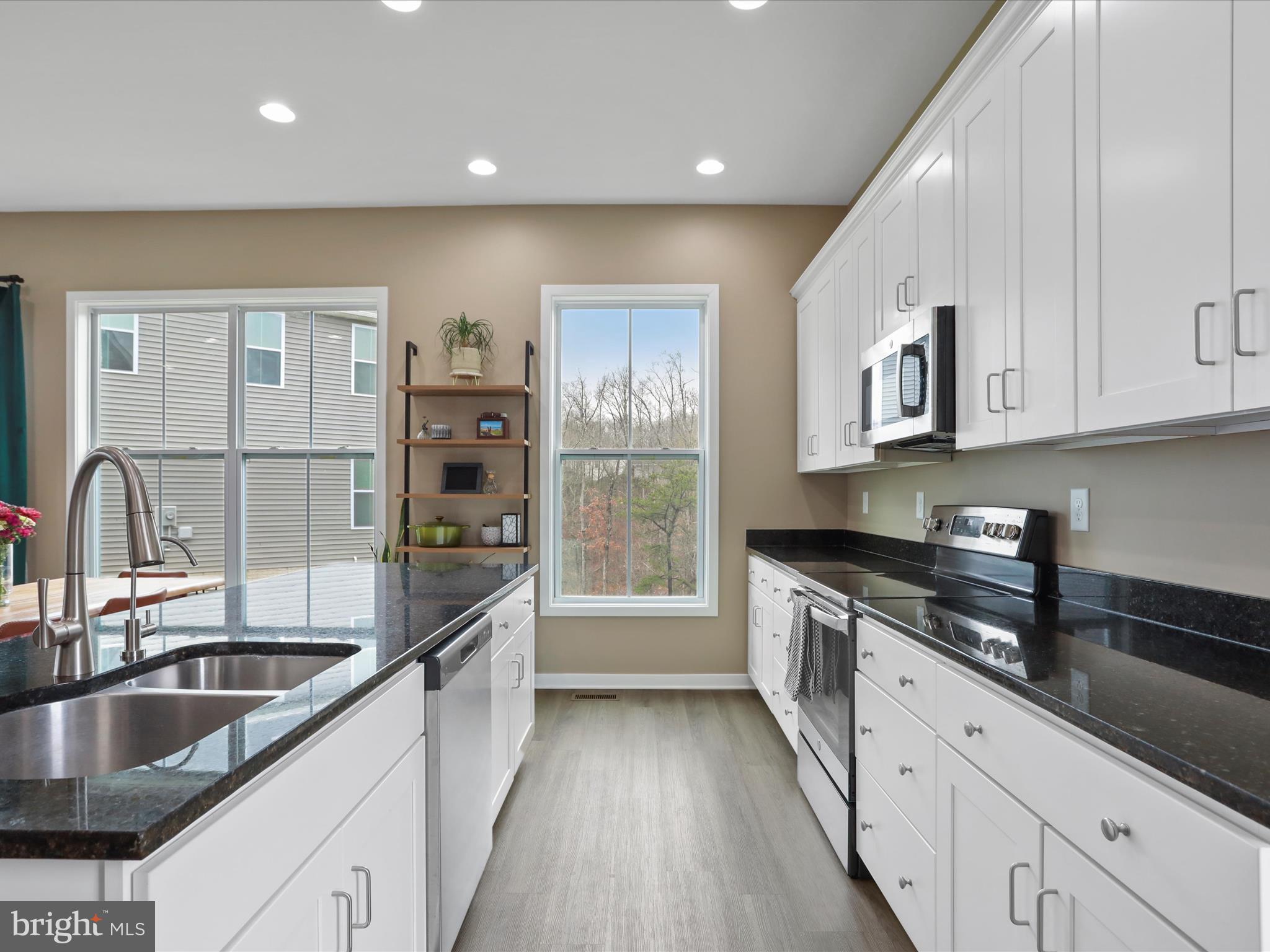 TIMBERWOOD VILLAGE - Residential