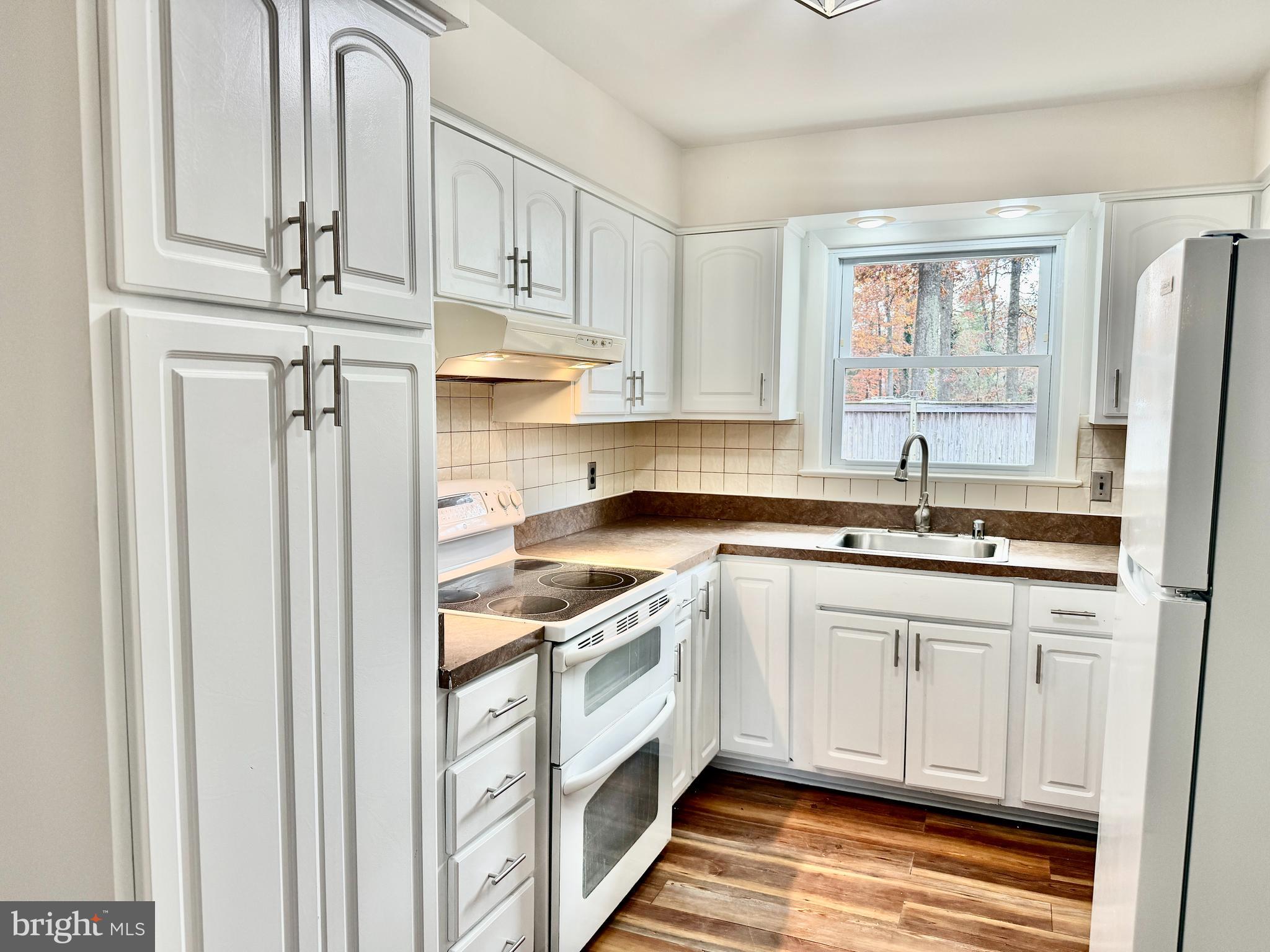 HALLEY ESTATES - Residential