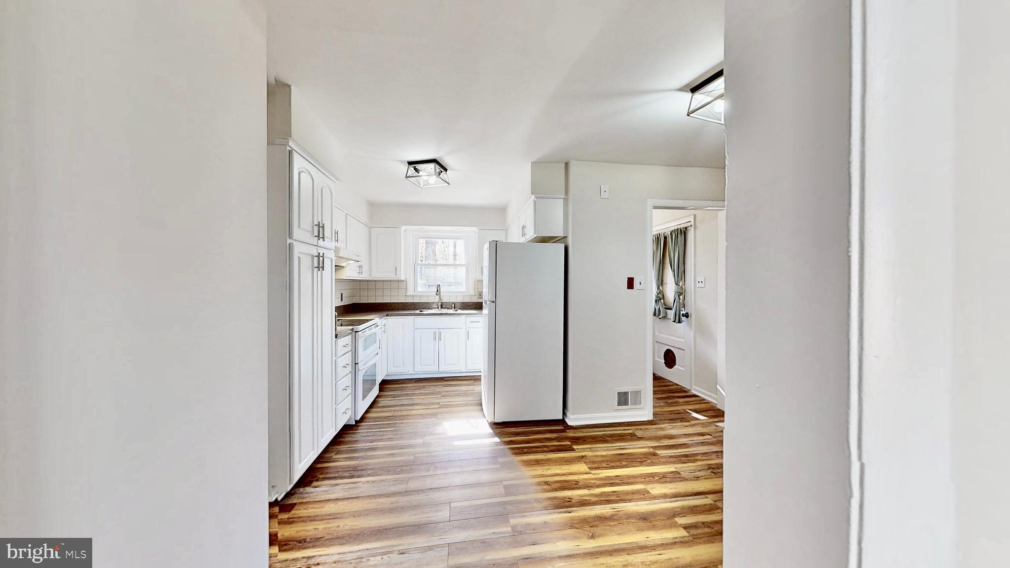 HALLEY ESTATES - Residential