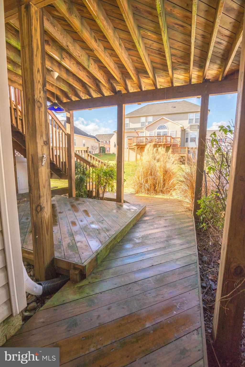 LAKELAND PLACE - Residential