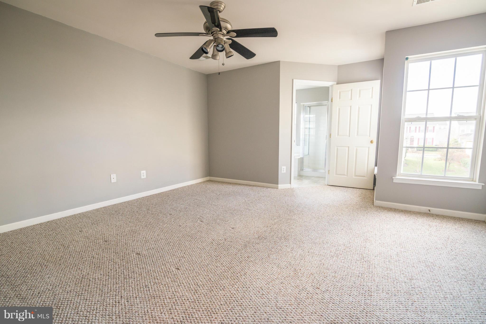 LAKELAND PLACE - Residential