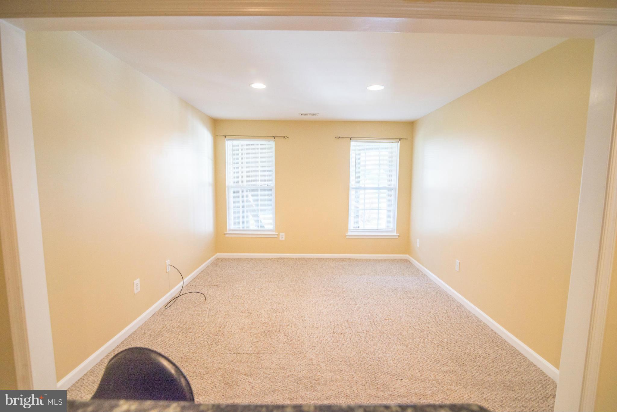 LAKELAND PLACE - Residential