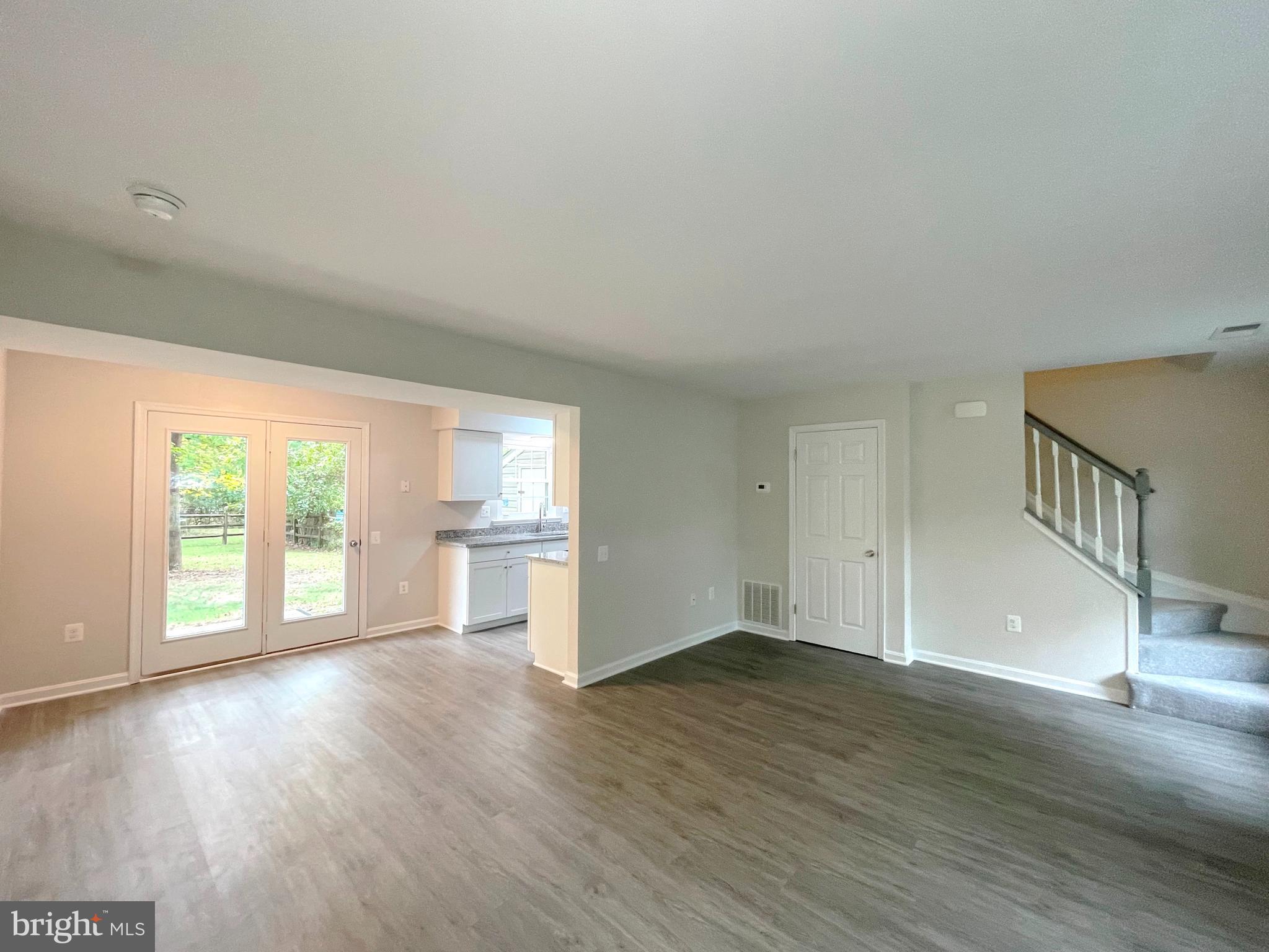 717 BARRINGTON DRIVE