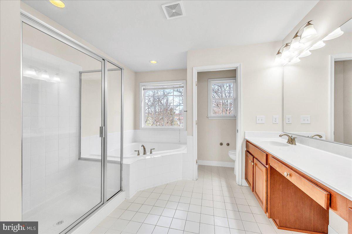 HASTINGS OVERLOOK - Residential