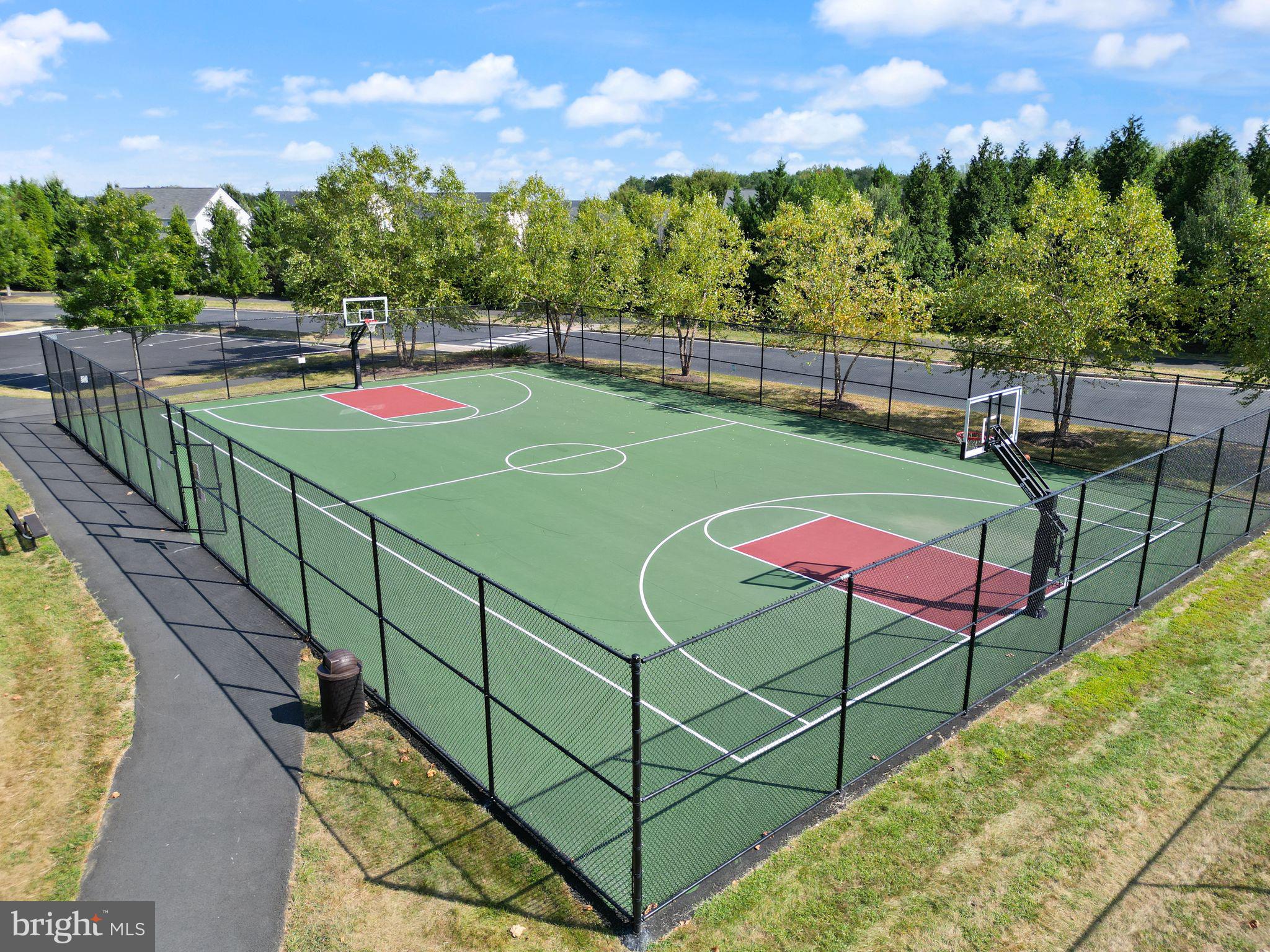 BROOKSIDE - Residential