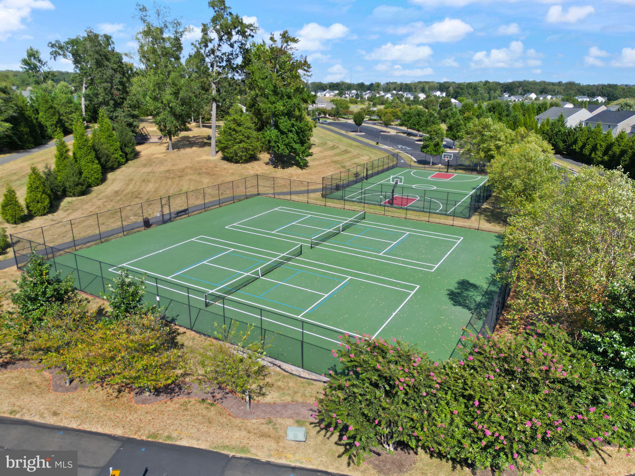 BROOKSIDE - Residential