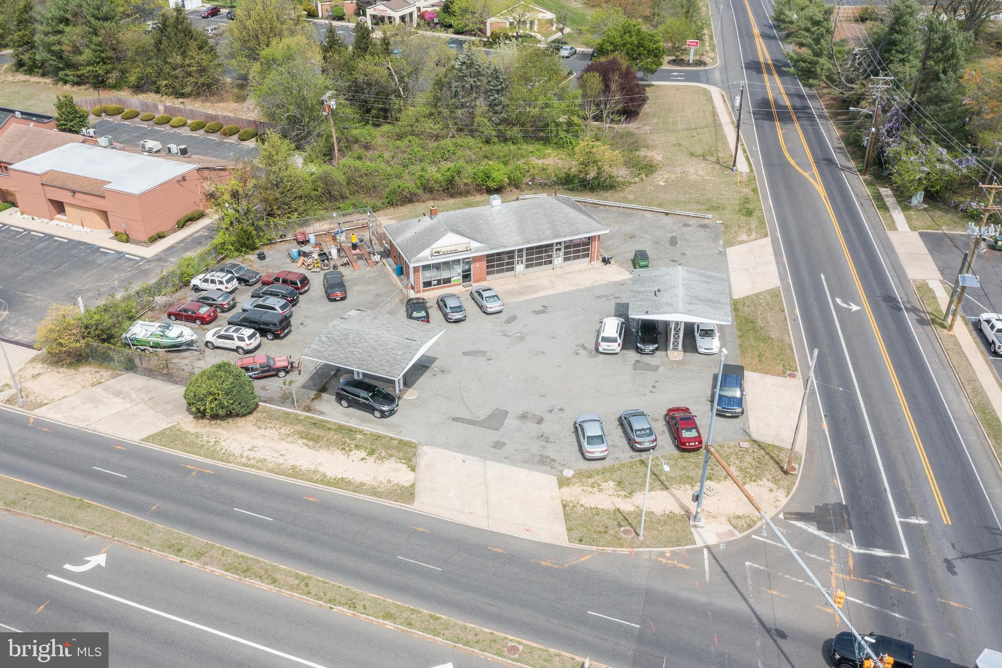 601 JOHN F KENNEDY WAY