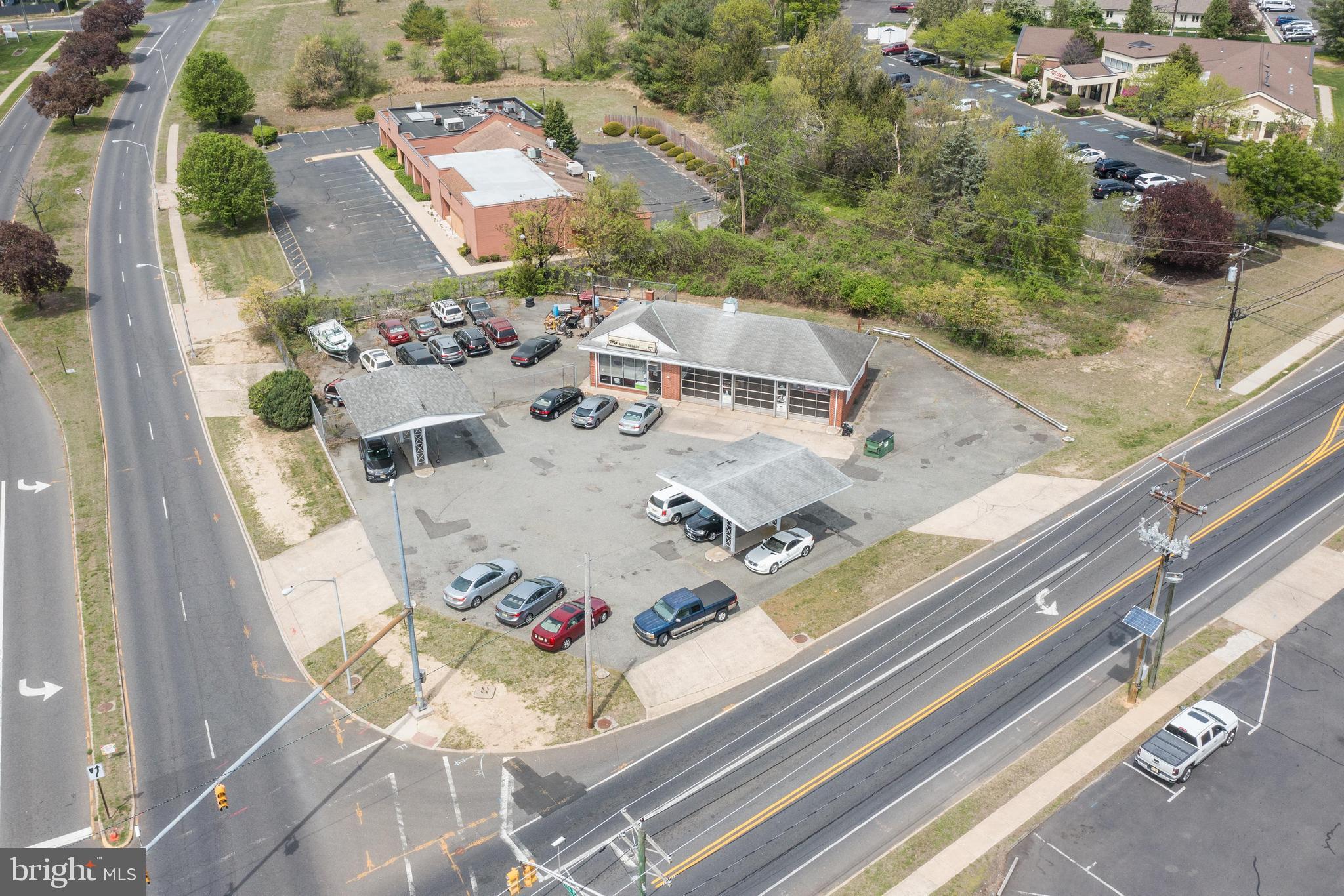 601 JOHN F KENNEDY WAY