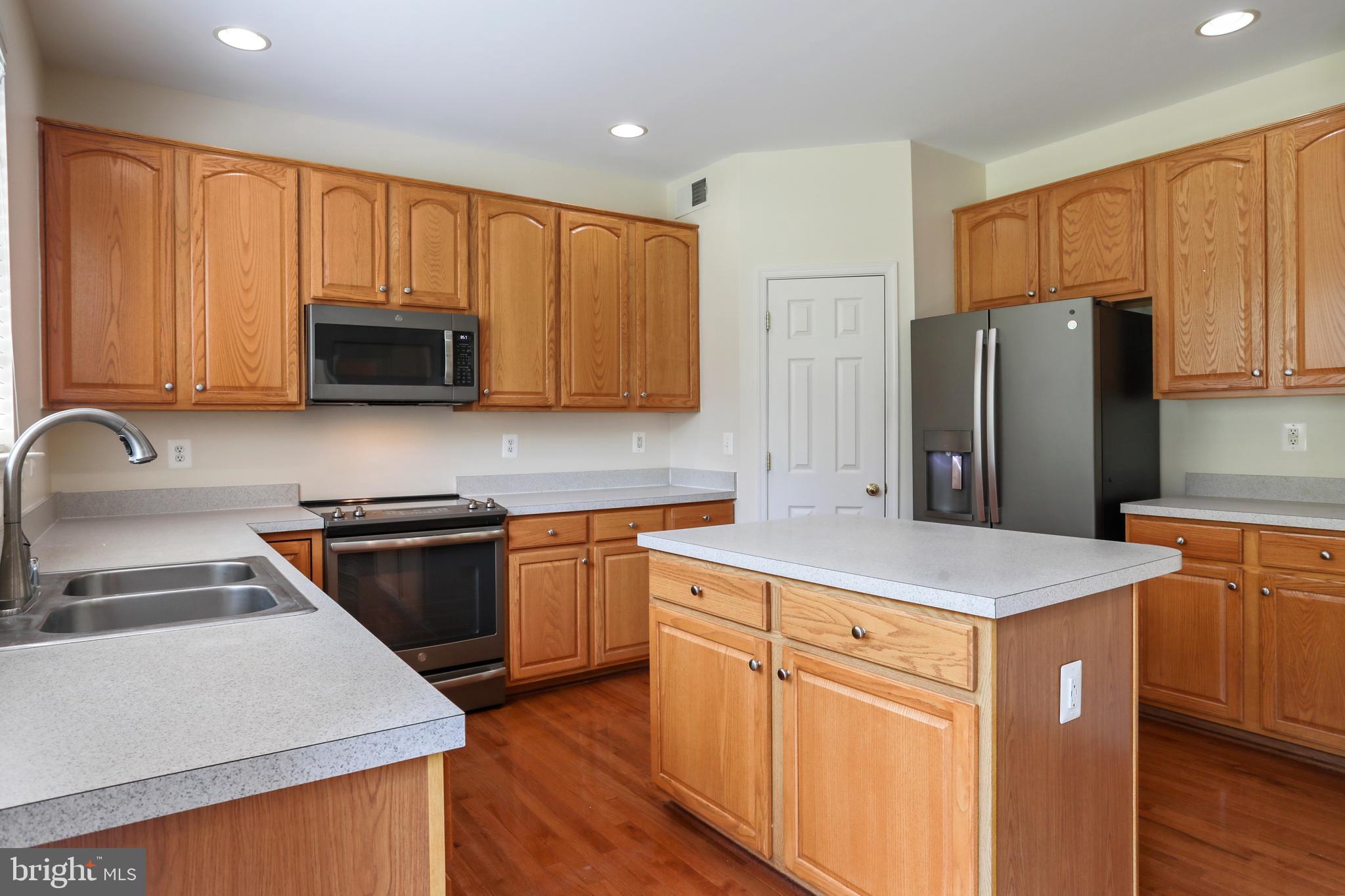 OLD DOMINION VALLEY - Residential