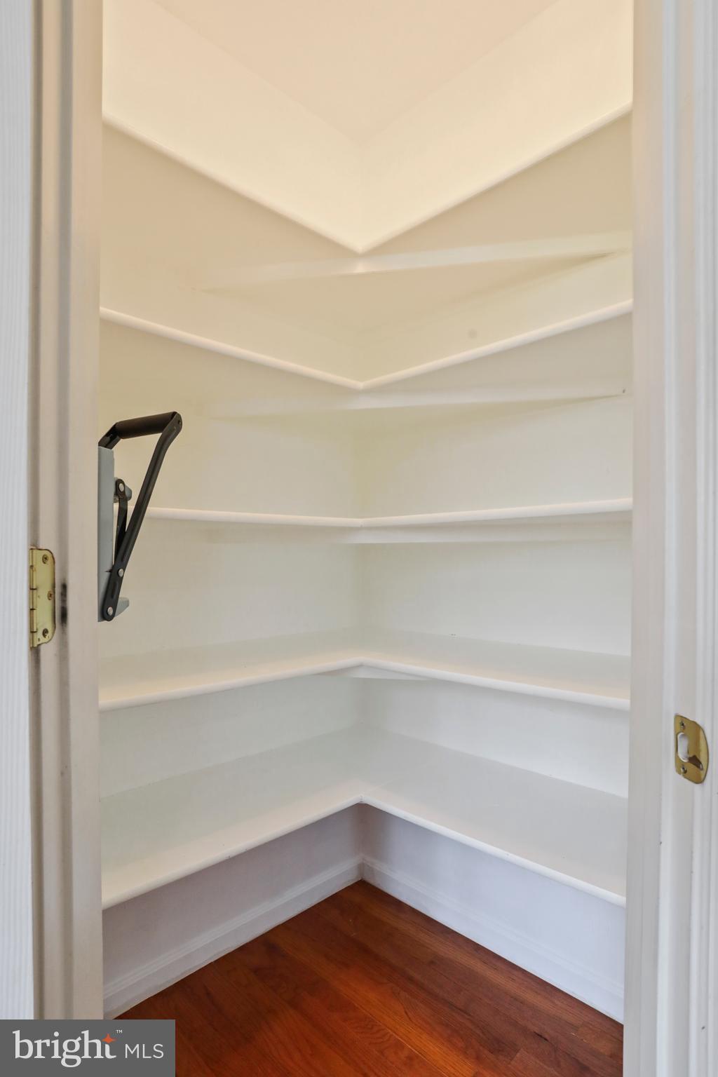 OLD DOMINION VALLEY - Residential