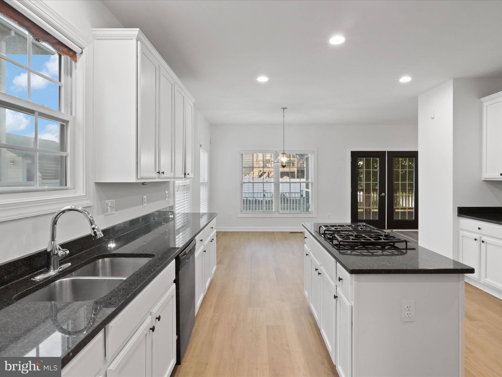 DOUGLAS PARK - Residential Lease