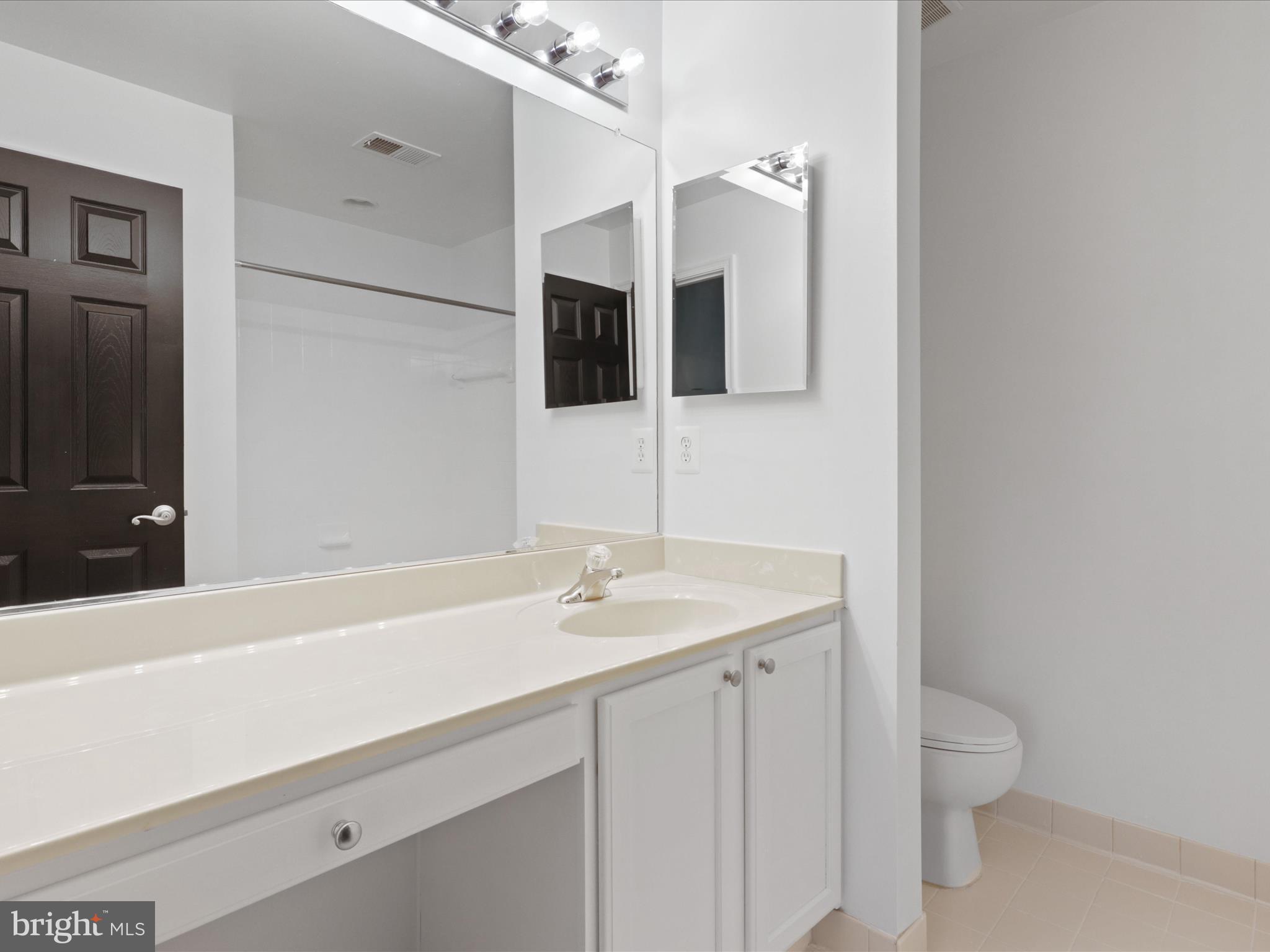 DOUGLAS PARK - Residential Lease