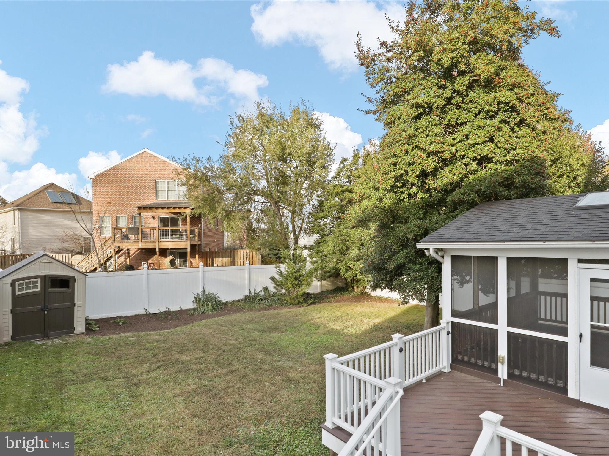 DOUGLAS PARK - Residential Lease