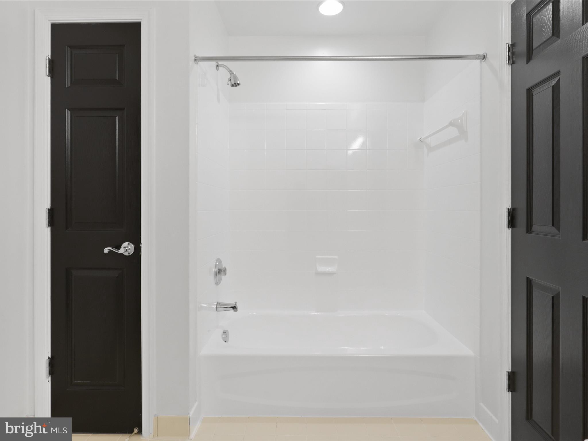 DOUGLAS PARK - Residential Lease