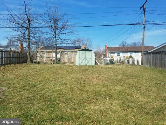 WOODCROFT - Residential Lease