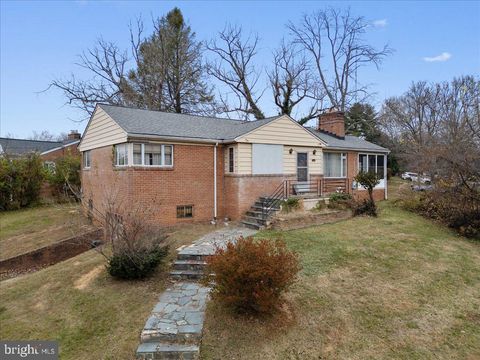 Photo of 2944 Terrace Drive, CHEVY CHASE, MD 20815 (MLS # MDMC2206838)