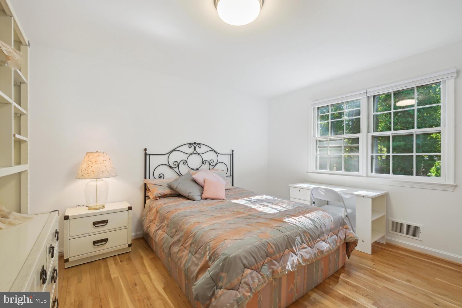 LUXMANOR - Residential