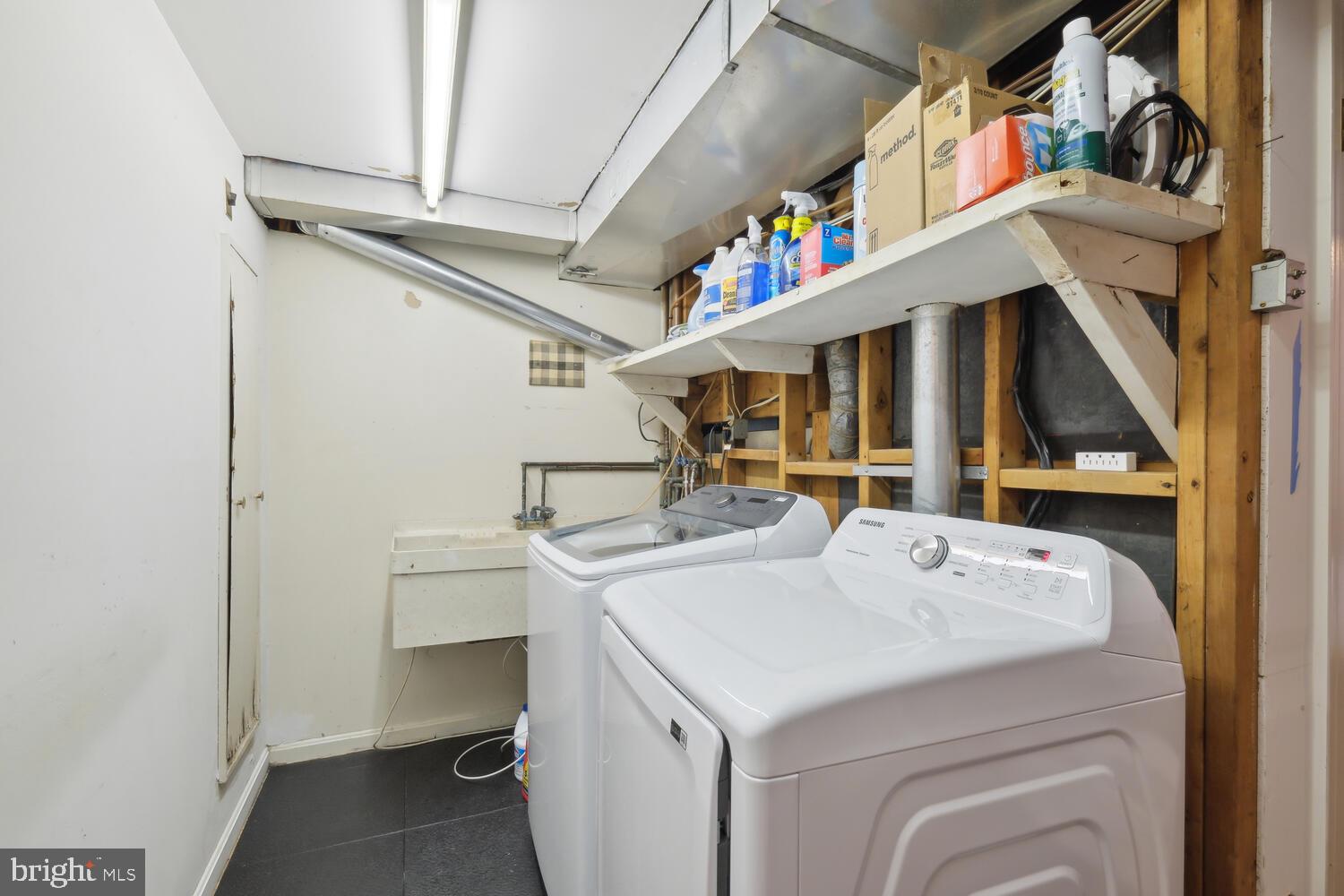 LUXMANOR - Residential