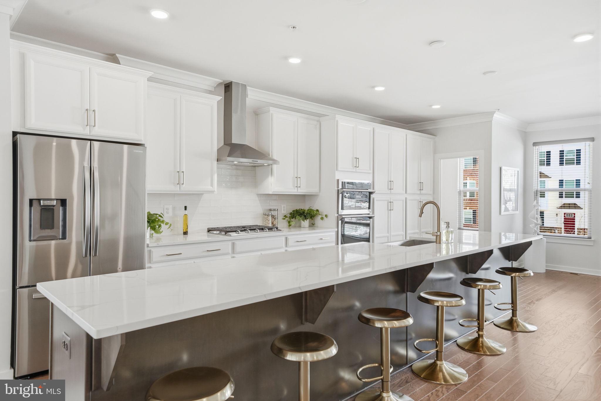 SOUTHLAKE - Residential