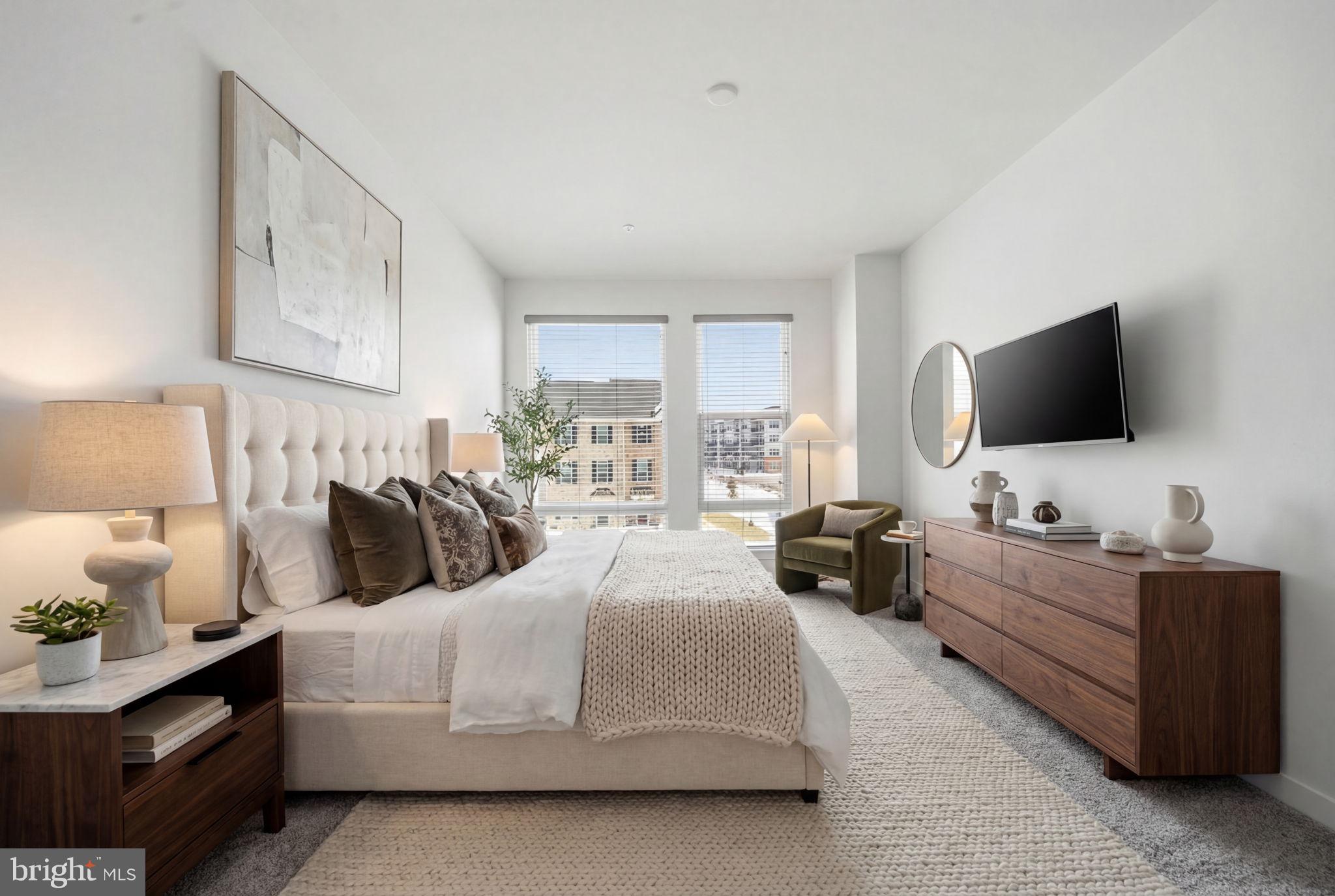 SOUTHLAKE - Residential