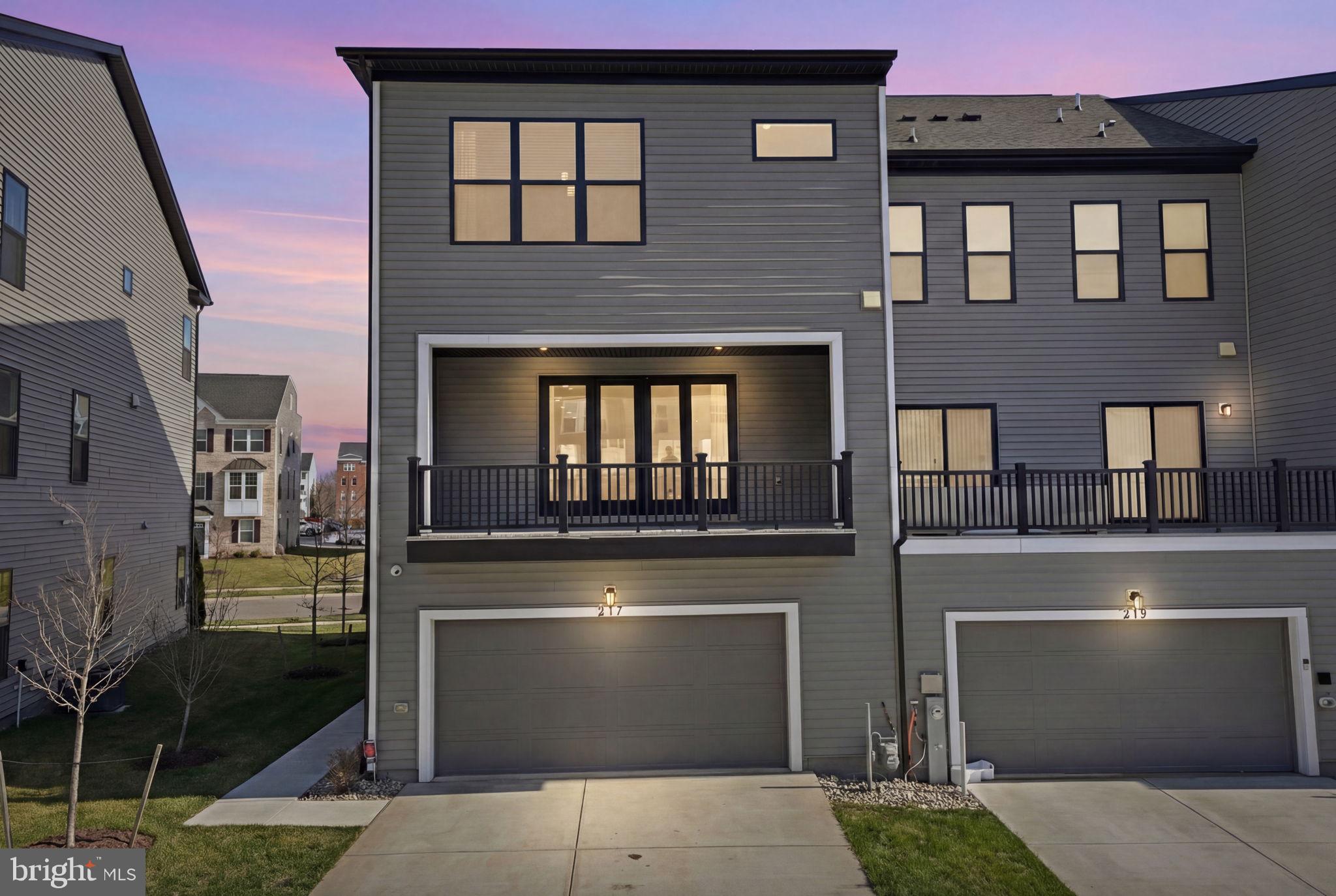 SOUTHLAKE - Residential