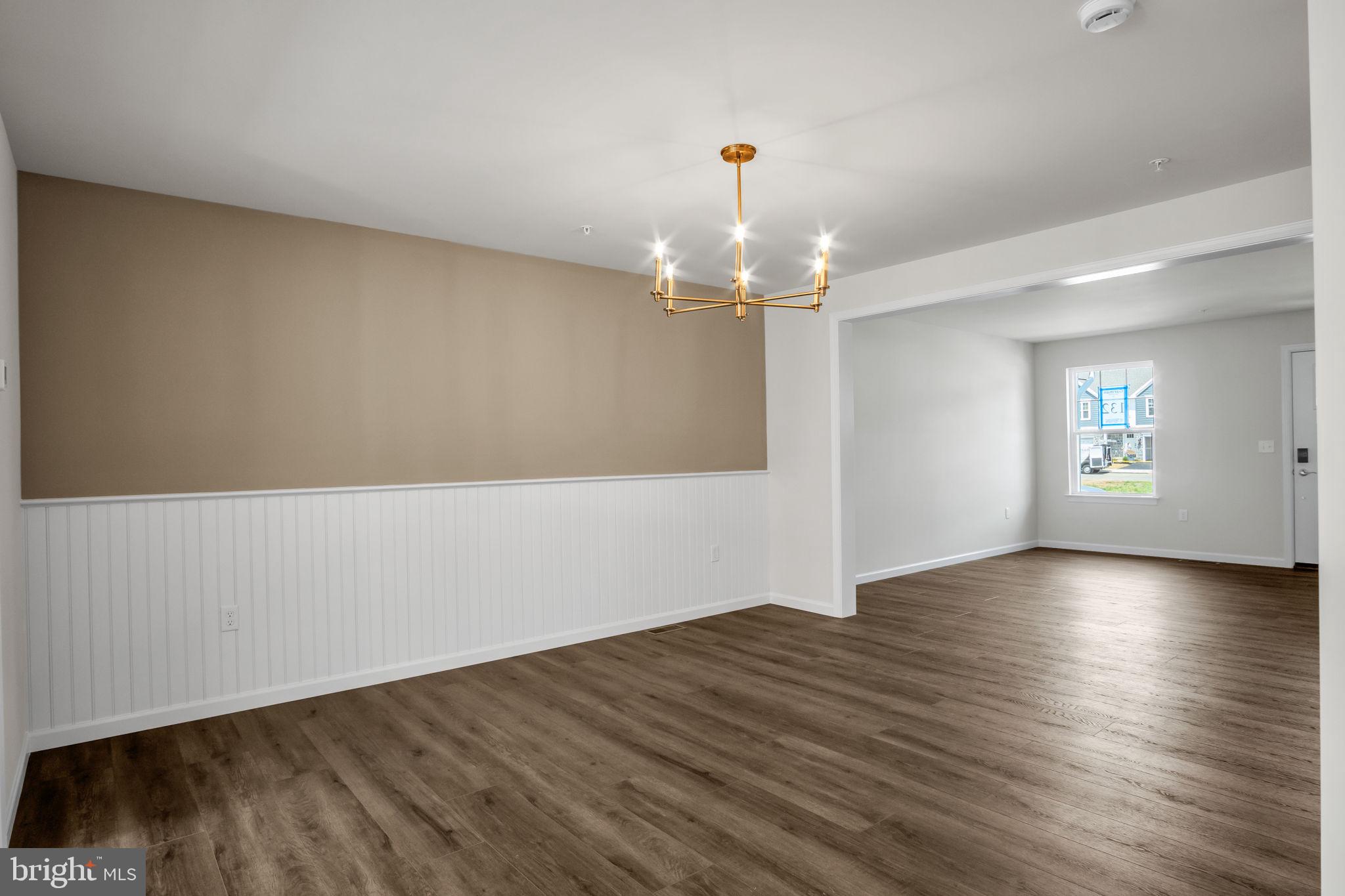 MAYAPPLE WOODS - Residential