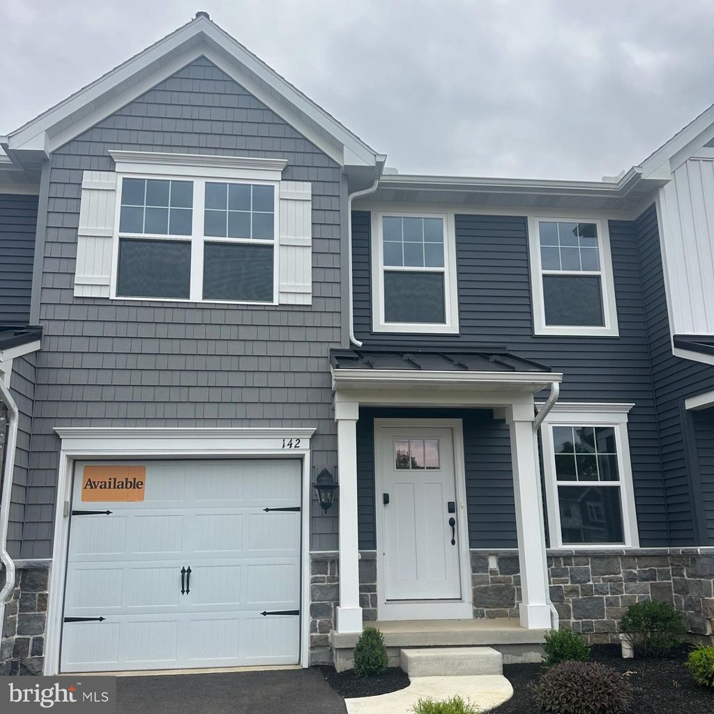 Photo of 142 Beech Tree Court #132-08, ANNVILLE, PA 17003 (MLS # PALN2020416)