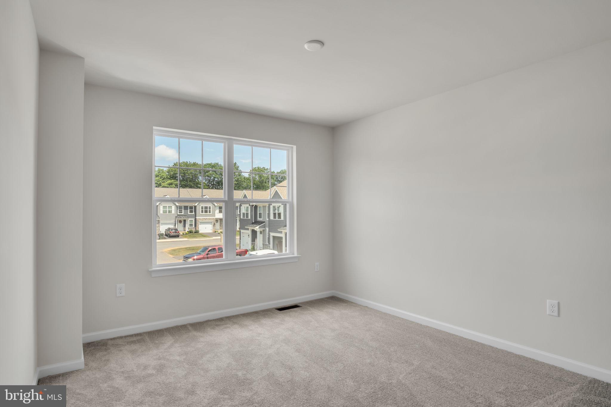 MAYAPPLE WOODS - Residential