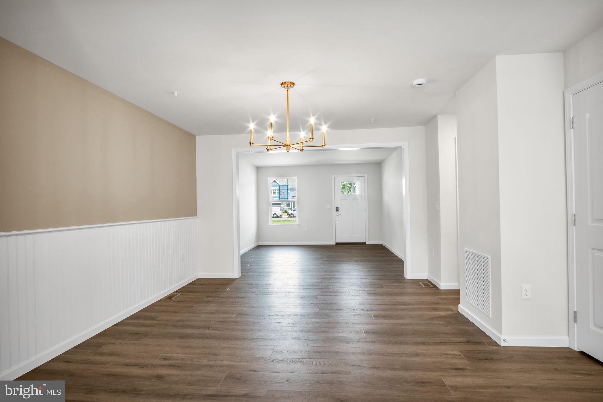 MAYAPPLE WOODS - Residential